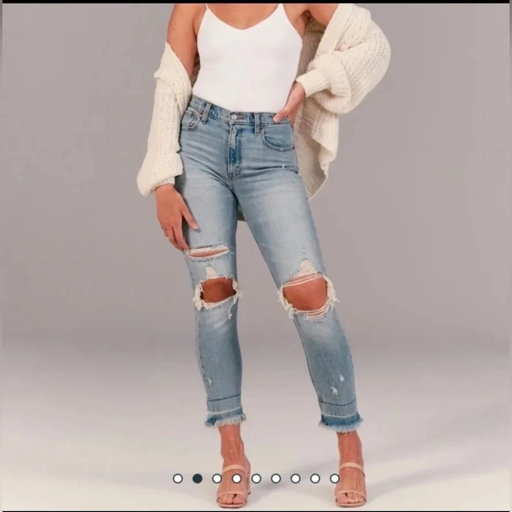 Abercrombie & Fitch Jeans Women 24/00R High Rise Mom Stretch Denim Destroyed